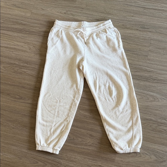 Aerie The Chill Cozy Crew and Jogger Set - Picture 4 of 8